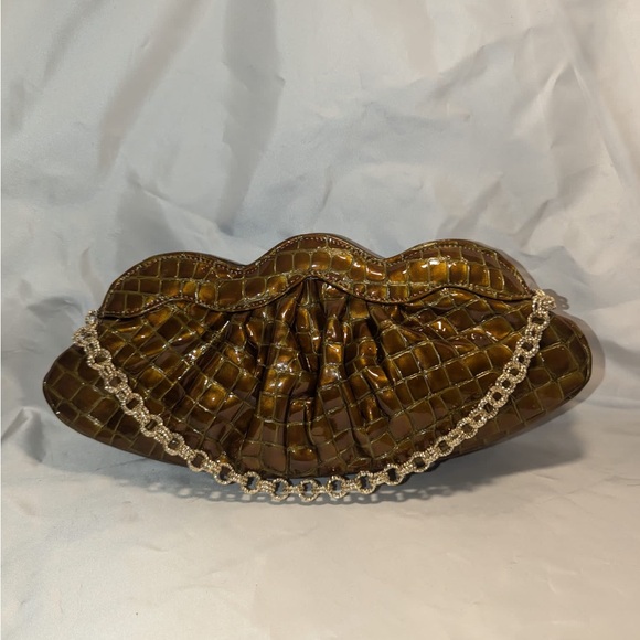 Elegant Brown Crocodile-Embossed Leather Clutch